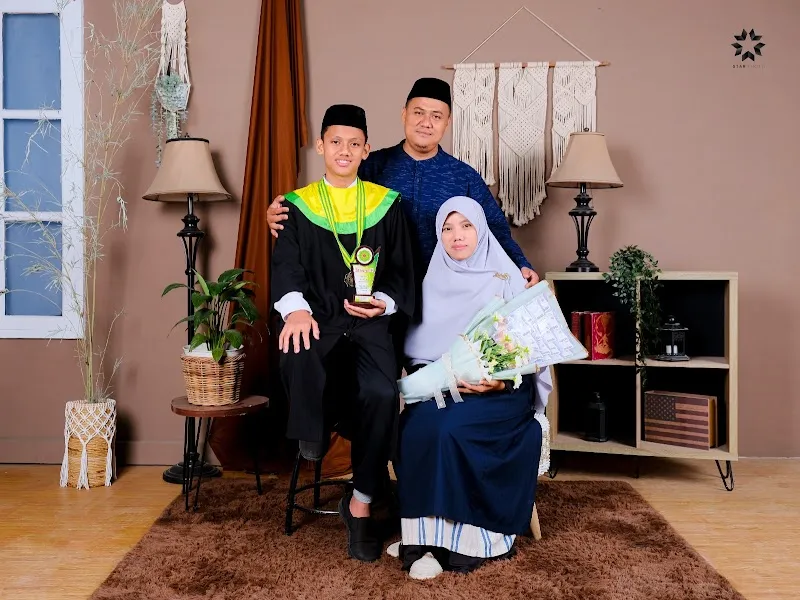 Mengapa Aulia Photo Studio Jadi Pilihan Utama di Cilacap?